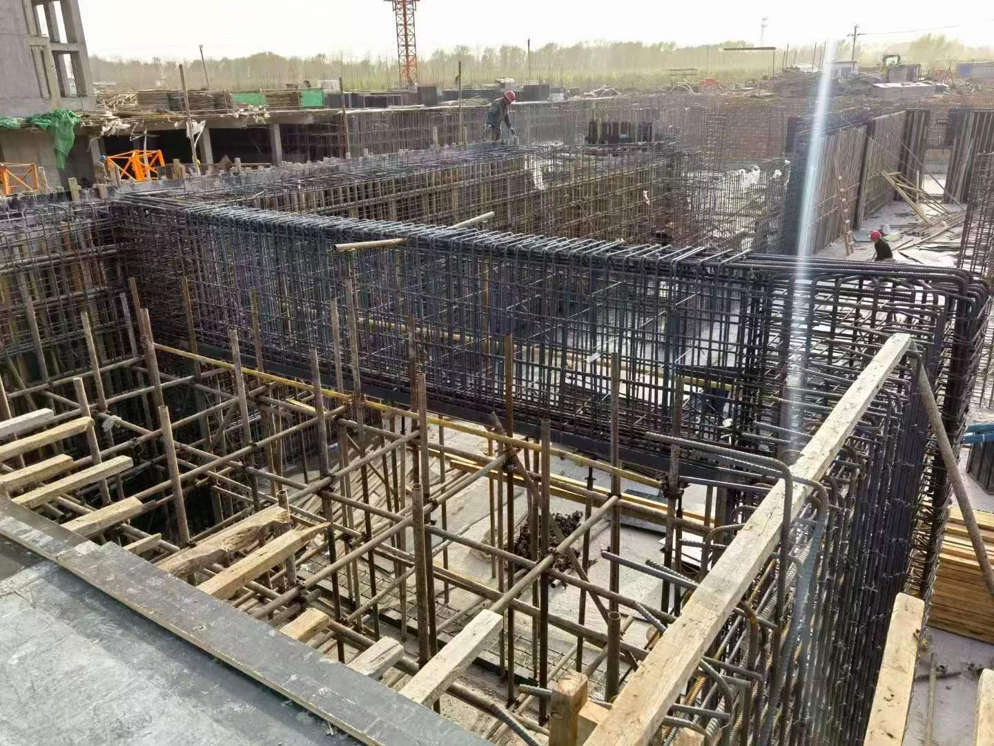 陕西建筑基础筏板施工时混凝土有哪些常见问题?